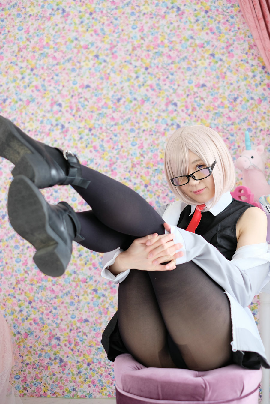 (Cosplay) [ひとみしり。 (一弥)] 先輩、どこ見てるんですか。[312P530MB]