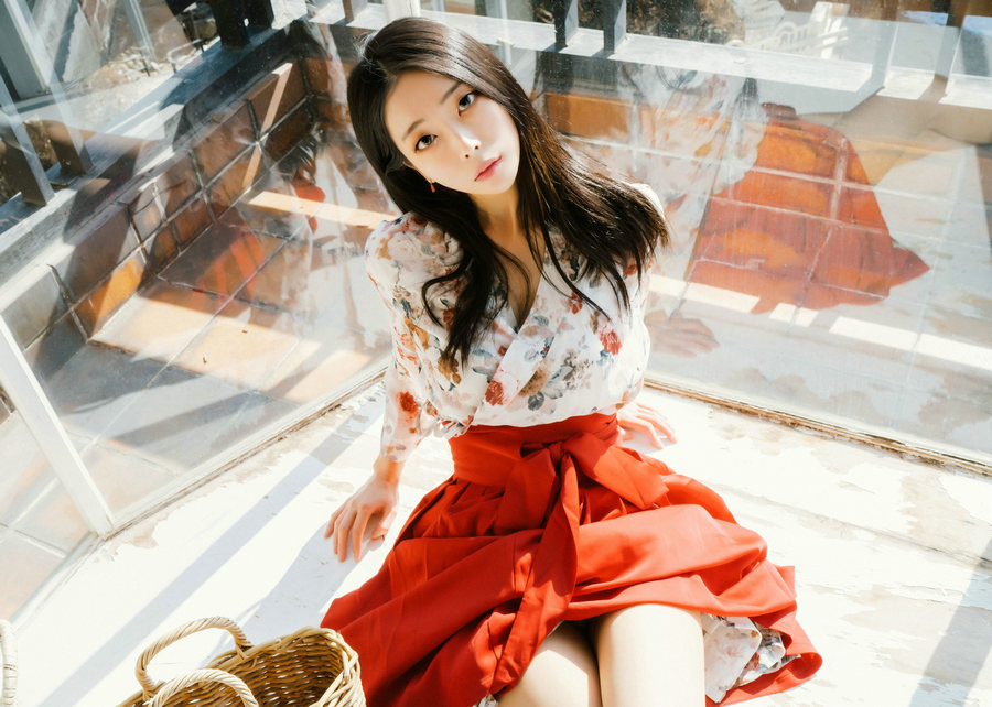 [Moon Night Snap] - Mona《Happy new year》[80P1V-435MB]