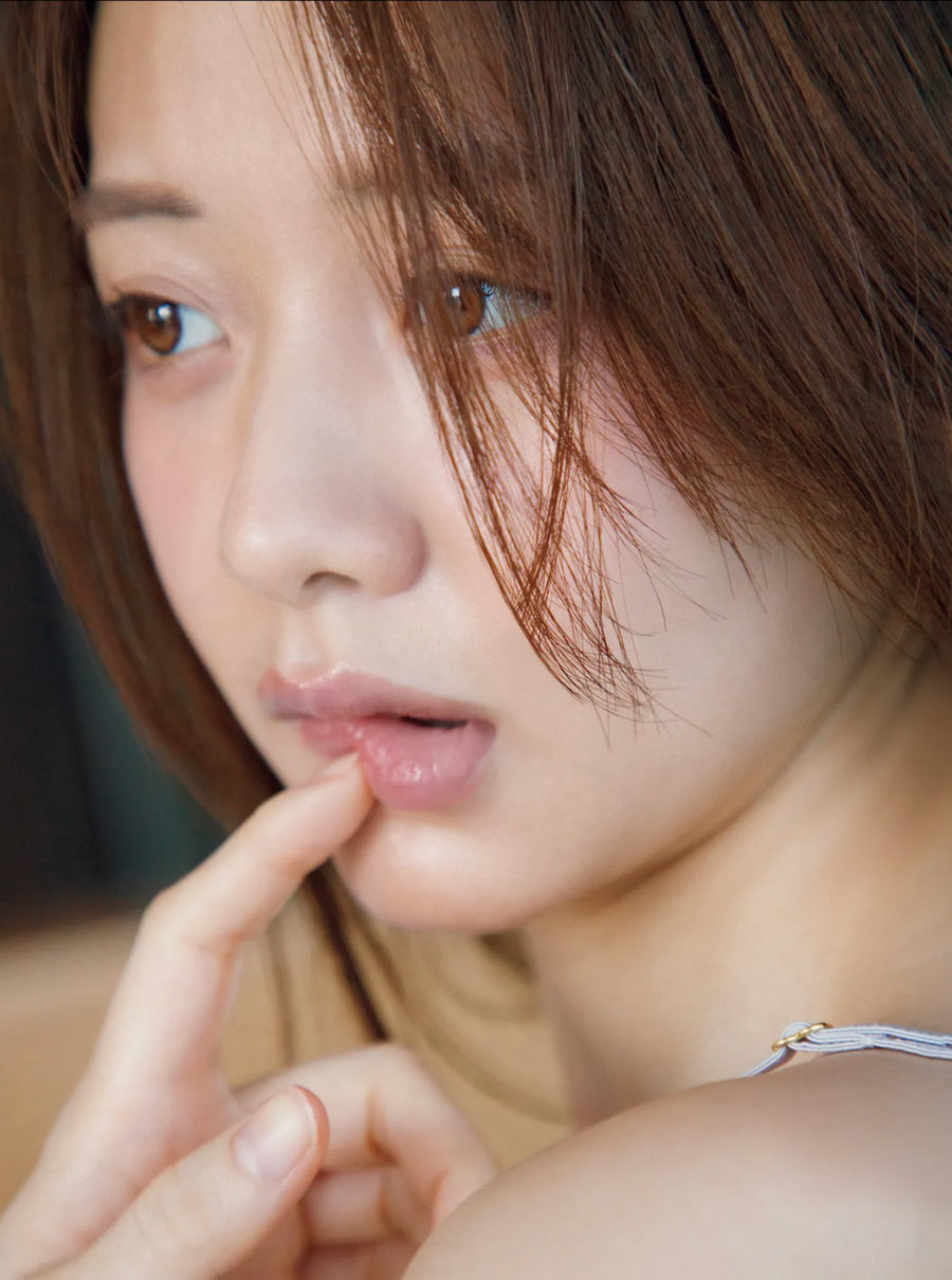 森香澄 - もっとアブない [13P30MB]