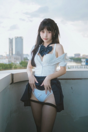 微博人气Coser不呆猫 - JK学妹户外 [59P-390MB]