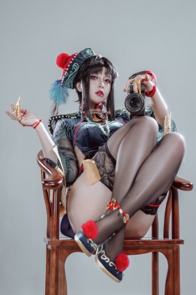 半半子 - 玉玲瓏 僵尸娘 [24P2V-187MB]