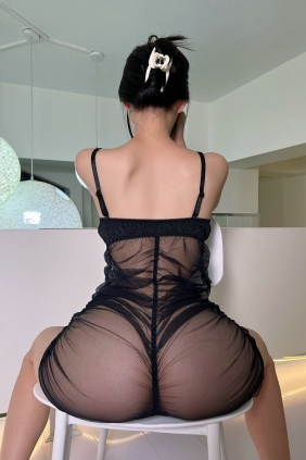 妮是老虎-陈妮妮UNI - 板凳大战 [12P-44MB]
